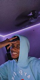 lochececil profile photo