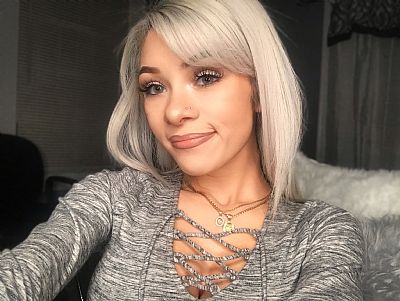 MitziT profile photo