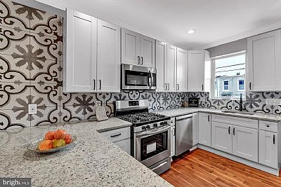 stephanicanton profile photo