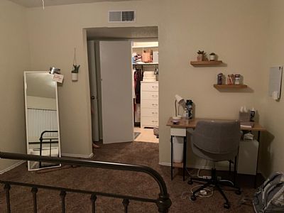 ajjolly profile photo