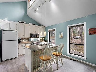 MariMari profile photo