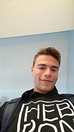 Ashvr19 profile photo