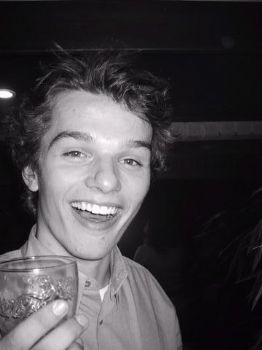 charles1984 profile photo