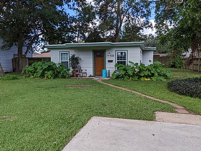 1Lorrie profile photo