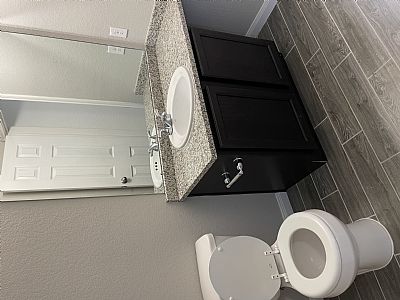 daniellebarlow profile photo