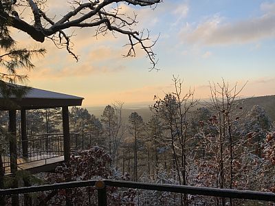 alyssaraines16 profile photo