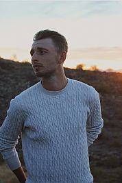 julianoey profile photo