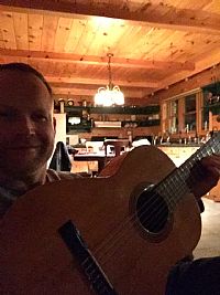 kcroomy profile photo