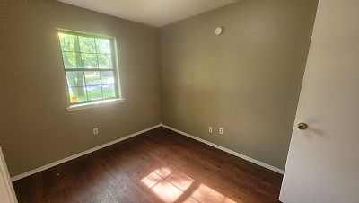 mnance2001 profile photo