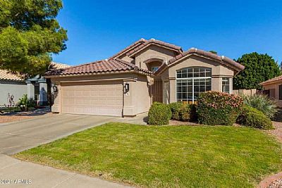 Dennie profile photo