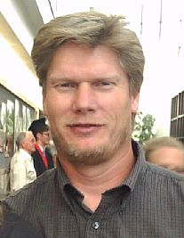 leellewelyn profile photo