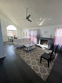 akaroy profile photo