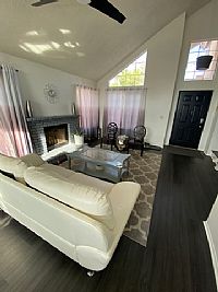 akaroy profile photo