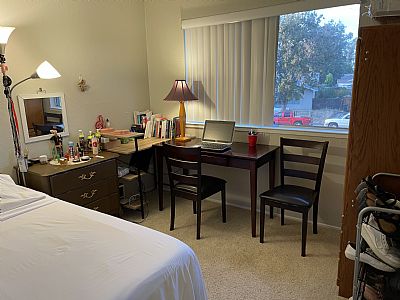 Rentroomliv2022 profile photo