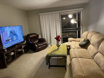 Rentroomliv2022 profile photo