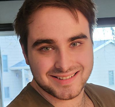 ehutch26 profile photo