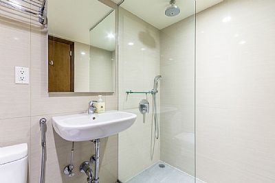 bathsjulia profile photo