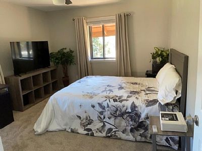 yvonnejames profile photo