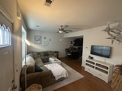 Carlie303 profile photo