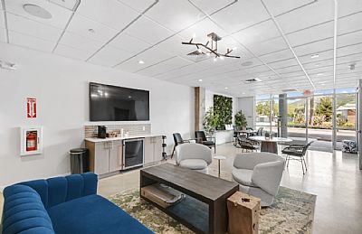 estesatsf@yahoo profile photo