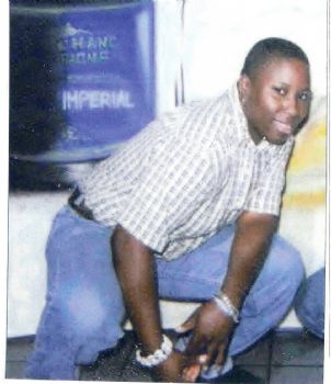 easy2luv2004 profile photo