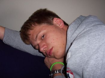 loserlinz8 profile photo