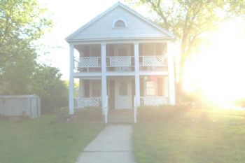 kateshares profile photo