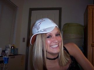 linzmarie127 profile photo