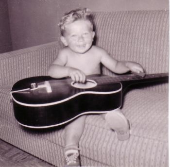 mjkhnds profile photo