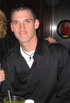 adam25 profile photo
