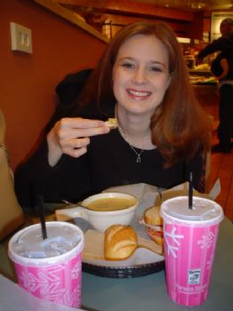 apieouchie profile photo