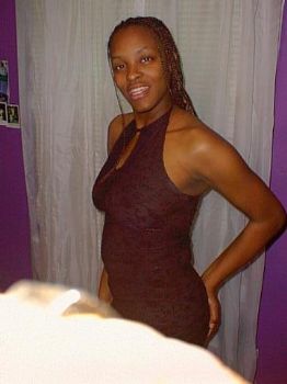 Yvonne33 profile photo
