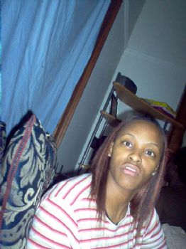 Yvonne33 profile photo