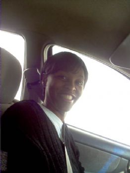 Yvonne33 profile photo