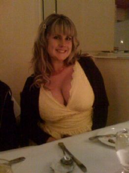 Rosebud77 profile photo