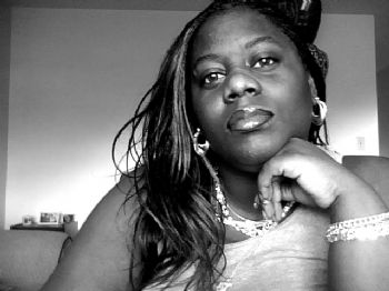 Cece2122 profile photo
