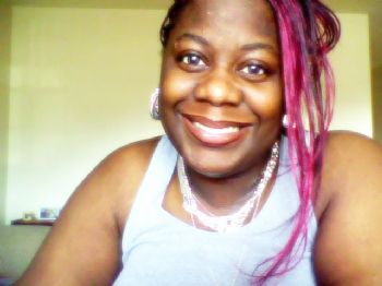 Cece2122 profile photo