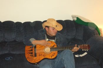 Lastoneleft profile photo