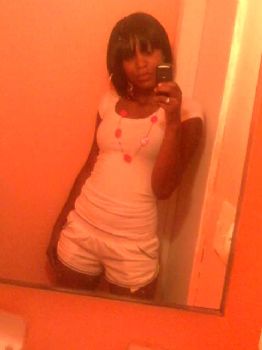 Nesha18 profile photo