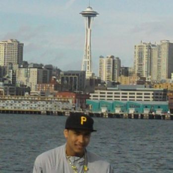 Simzy18 profile photo