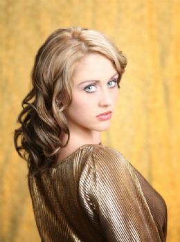 Opera_Chic profile photo
