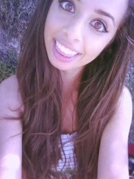 Yasmine415 profile photo
