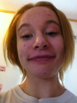 Hollym745 profile photo
