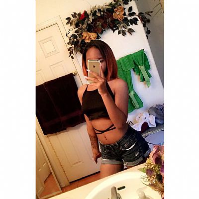 Aliyah143 profile photo
