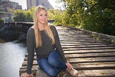 Juliamiller8899 profile photo