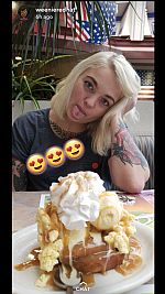 Brandi21 profile photo