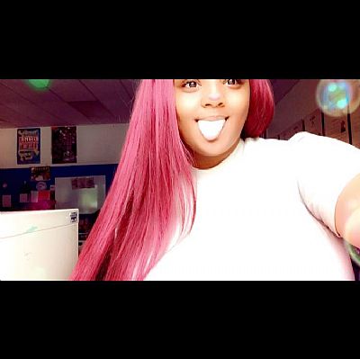 Emilybug245 profile photo