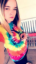 Emlarson85 profile photo