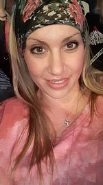 2Nicolevogl profile photo