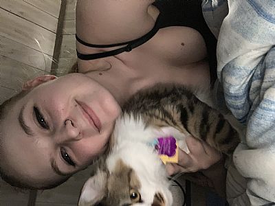 Rnee22 profile photo